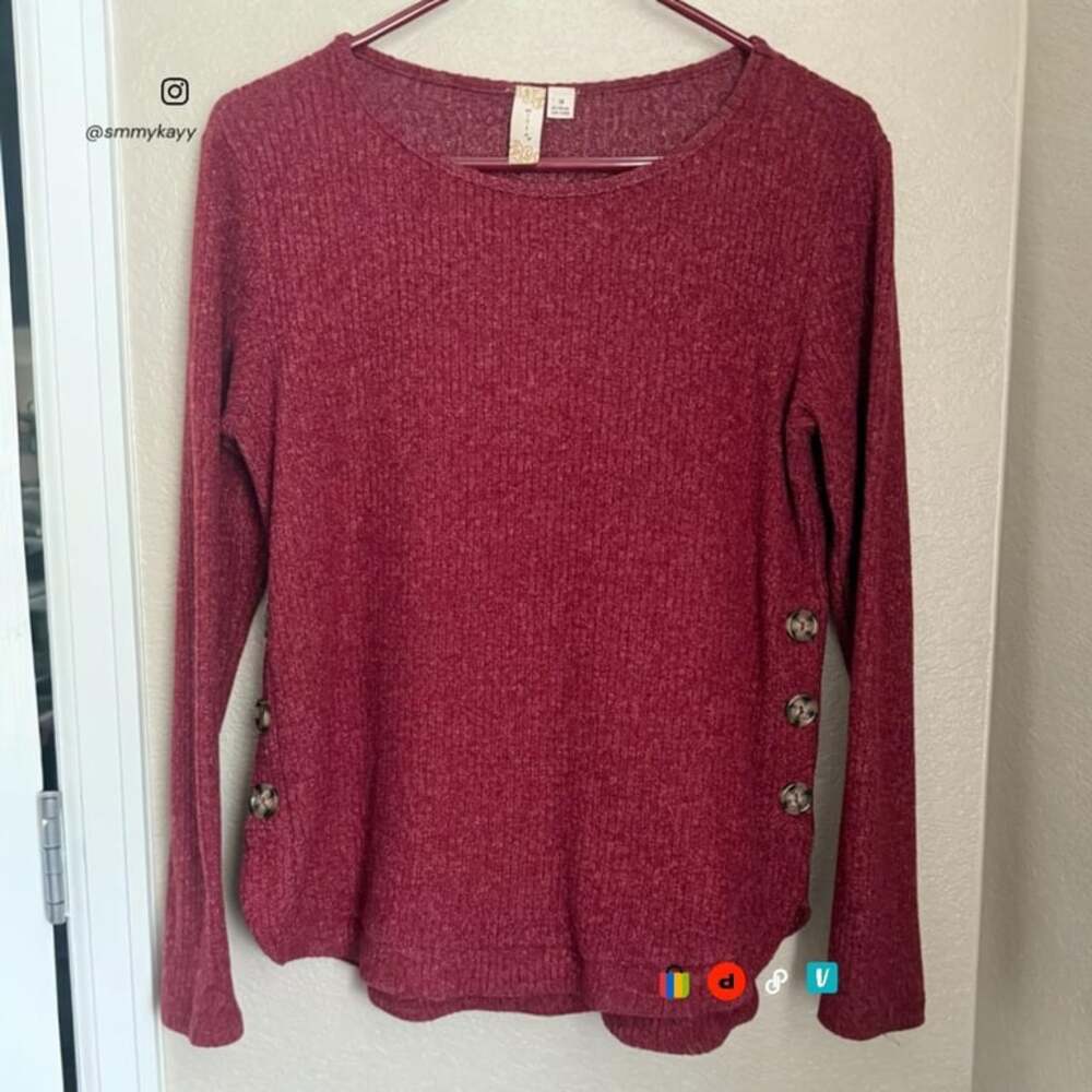 Mesea Long Sleeve Women's Sweater With Side Buttons Medium